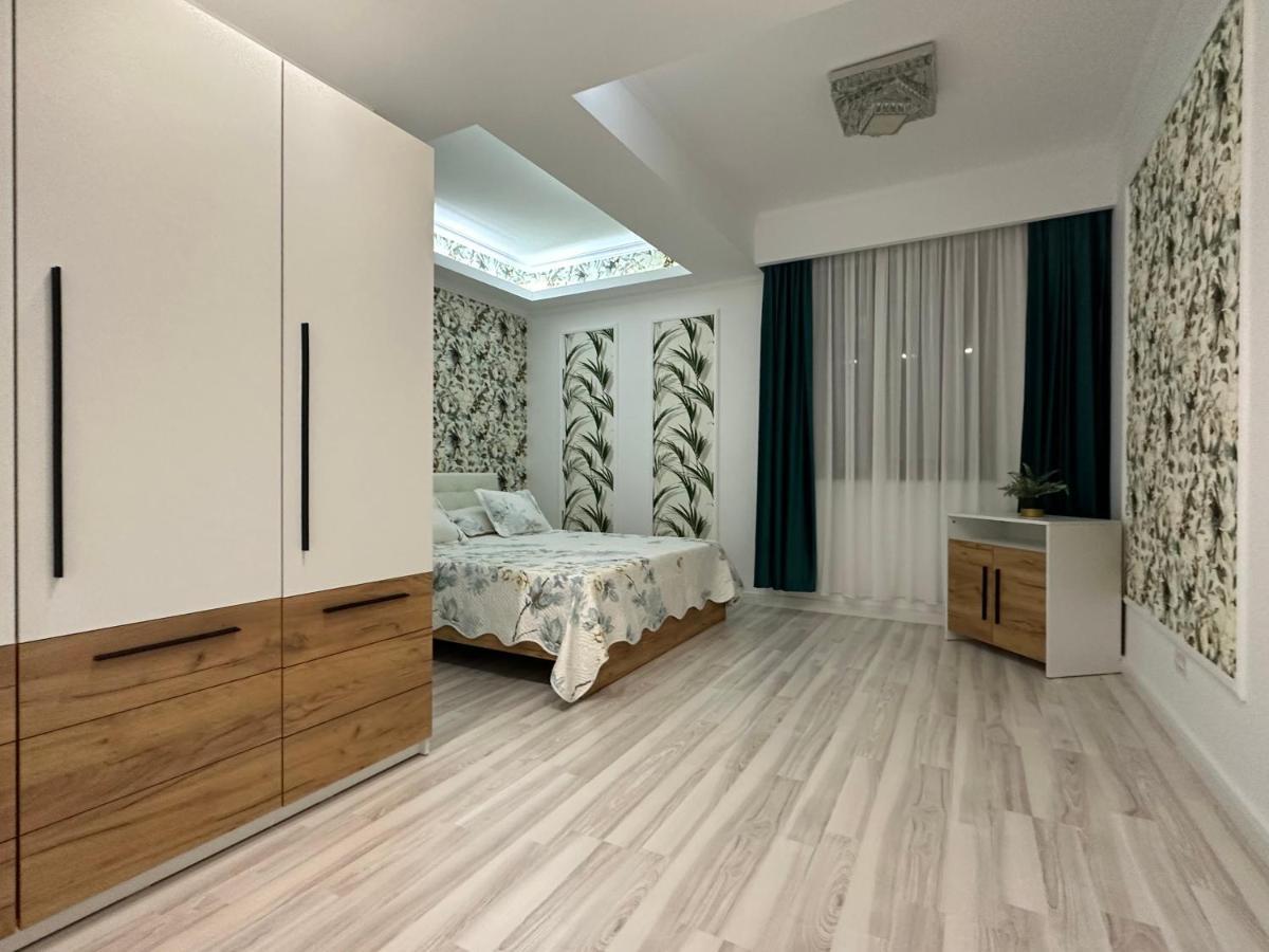 Golden Garden Luxury Apartment In בוקרשט מראה חיצוני תמונה